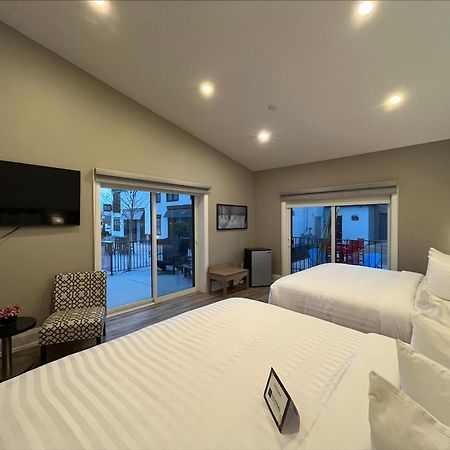 Colonial Hotel & Suites Grand Bend Eksteriør billede