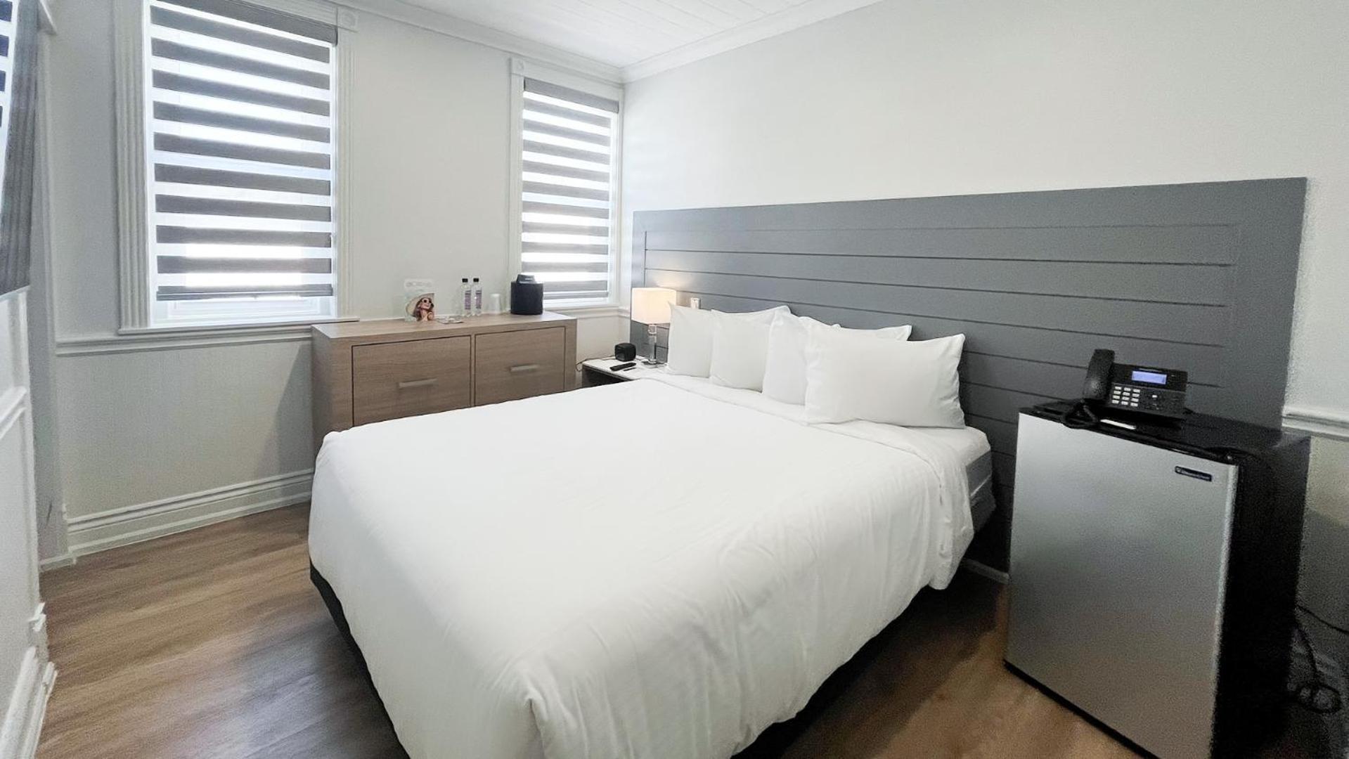 Colonial Hotel & Suites Grand Bend Eksteriør billede